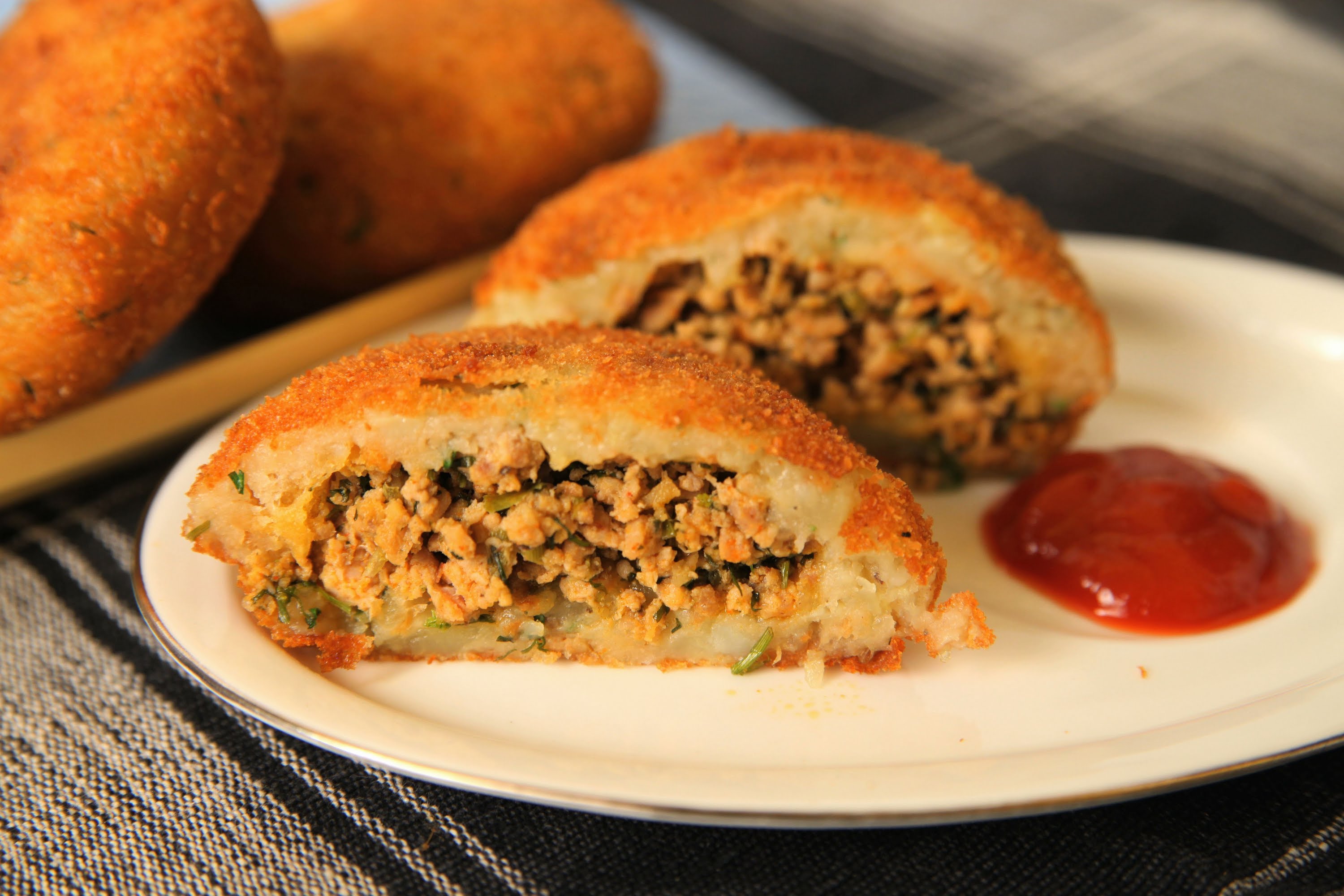 From Grandma's Kitchen: Potato Mince Cutlets - GoGoaNow ! Goa Events